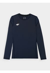 4f - Longsleeve sportowy chłopięcy - granatowy. Kolor: niebieski. Materiał: dzianina, elastan, materiał, syntetyk. Długość rękawa: długi rękaw. Długość: długie. Wzór: gładki, jednolity, ze splotem. Sport: fitness