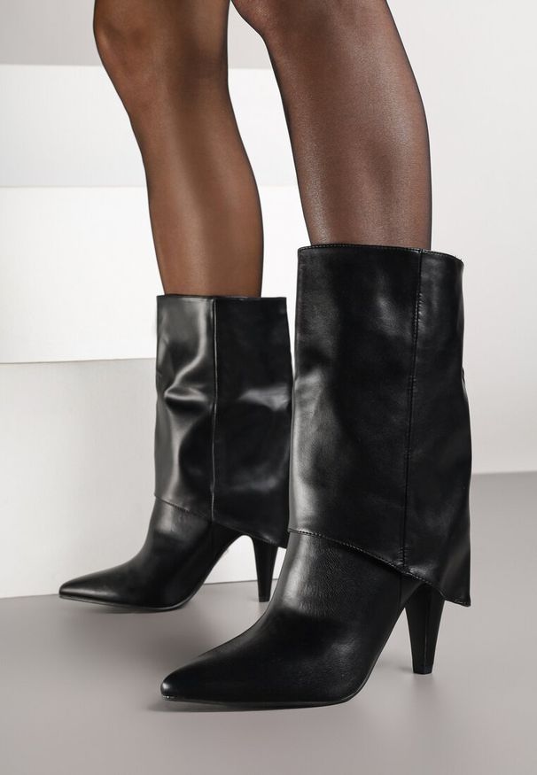 Born2be - Czarne Botki na Stożku z Wywiniętą Cholewką Ullo. Kolor: czarny. Szerokość cholewki: normalna. Obcas: na stożku