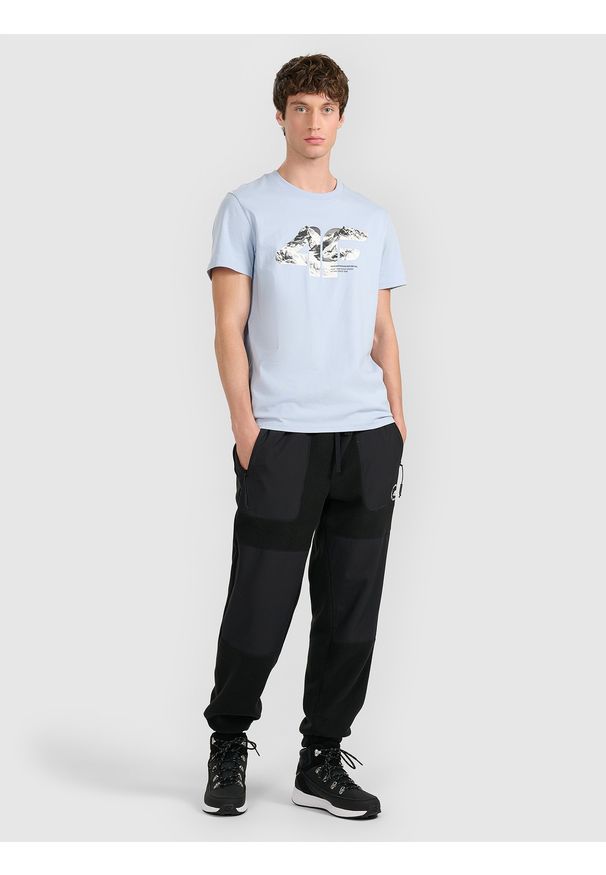 4f - 4F T-shirt regular z nadrukiem męski - niebieska XXL. Okazja: na co dzień. Kolor: niebieski. Materiał: dzianina, bawełna, materiał. Wzór: nadruk. Styl: casual