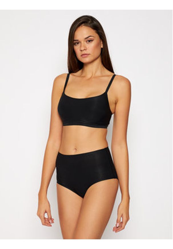 Chantelle Figi klasyczne z wysokim stanem Soft Stretch C26470 Czarny. Stan: podwyższony. Kolor: czarny. Materiał: syntetyk