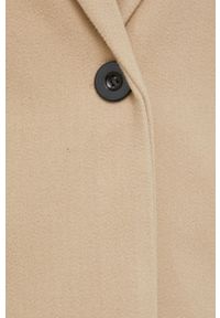 Answear Lab Płaszcz z wełną kolor beżowy przejściowy. Okazja: na co dzień. Kolor: beżowy. Materiał: wełna. Styl: wakacyjny