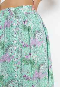 Born2be - Zielona Spódnica Maxi w Kwiaty z Wiskozy na Guziki Viollca. Kolor: zielony. Materiał: wiskoza. Wzór: kwiaty #3