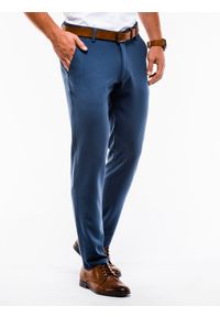 Ombre Clothing - Spodnie męskie chino P832 - niebieskie - S. Kolor: niebieski. Materiał: tkanina, poliester, wiskoza, elastan. Styl: klasyczny, elegancki