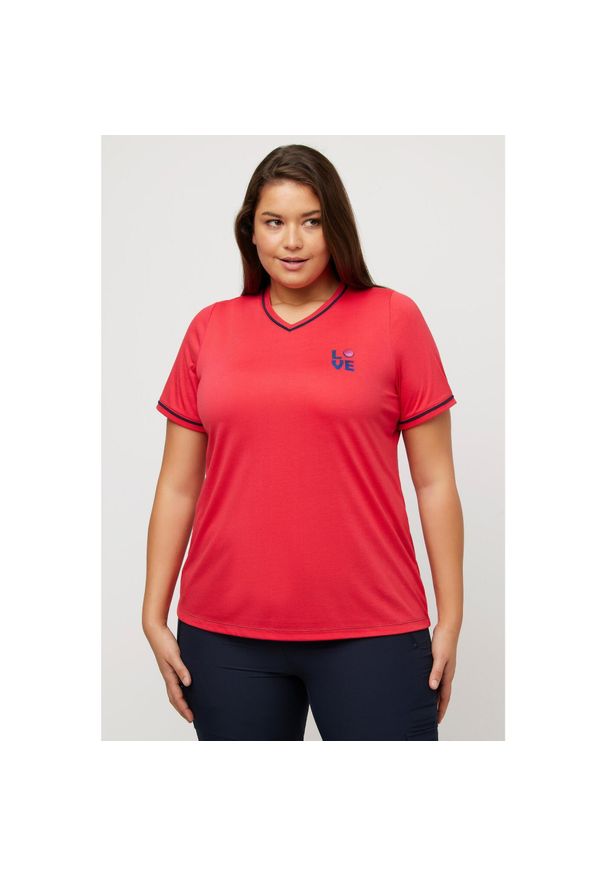 ULLA POPKEN - Damskie T-shirt LOVE dekolt w szpic krótki rękaw antybakteryjny. Kolekcja: plus size. Kolor: różowy. Materiał: wiskoza, poliester, materiał. Długość rękawa: krótki rękaw. Długość: krótkie