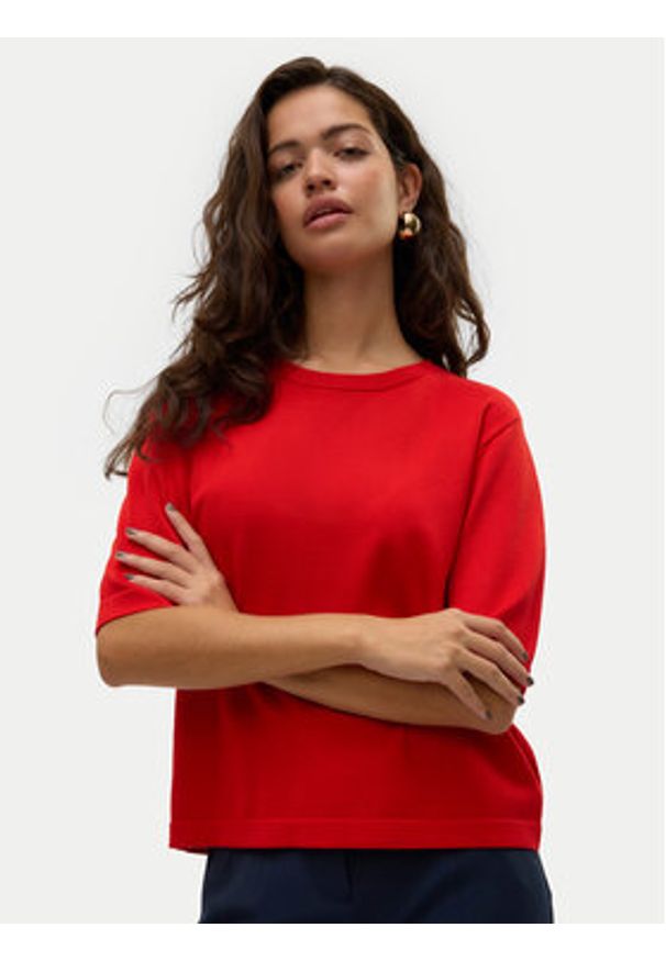 Vero Moda Sweter Silje 10320460 Czerwony Oversize. Kolor: czerwony. Materiał: wiskoza