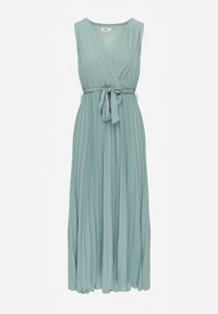 Born2be - Zielona Plisowana Sukienka Maxi z Gumką w Pasie i Materiałowym Paskiem Biak. Okazja: na wesele, na ślub cywilny, na imprezę. Kolor: zielony. Materiał: materiał. Sezon: lato. Typ sukienki: kopertowe. Styl: elegancki, klasyczny. Długość: maxi #2