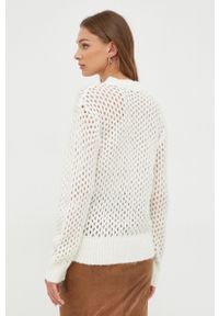 Silvian Heach sweter damski kolor beżowy ciepły. Kolor: beżowy. Materiał: dzianina #5
