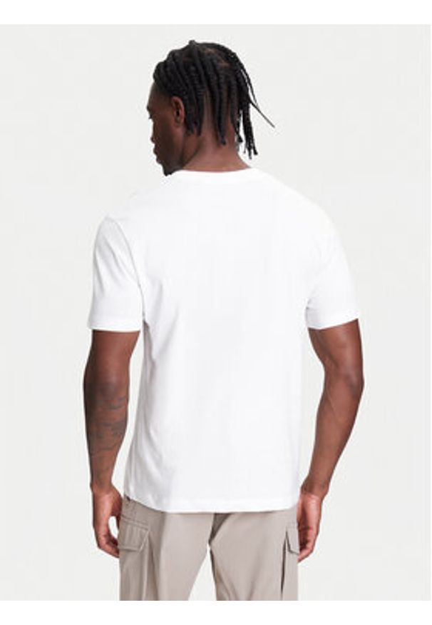 Pepe Jeans T-Shirt Red Bull Racing Logo RM500016 Biały Regular Fit. Kolor: biały. Materiał: bawełna