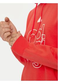 Adidas - adidas Bluza Graphic Print IS1991 Czerwony Regular Fit. Kolor: czerwony. Materiał: bawełna. Wzór: nadruk