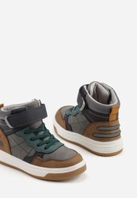 Born2be - Ciemnobeżowe Botki Vices w Stylu Sneakersów z Przeszyciami Esselia. Okazja: na uczelnię, na co dzień. Zapięcie: rzepy. Kolor: beżowy. Materiał: jeans. Styl: casual #3