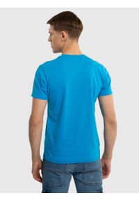 Big-Star - Koszulka męska z nadrukiem niebieska Relef 401. Okazja: na co dzień. Kolor: niebieski. Materiał: dzianina, jeans, skóra. Wzór: nadruk. Styl: wakacyjny, casual, klasyczny