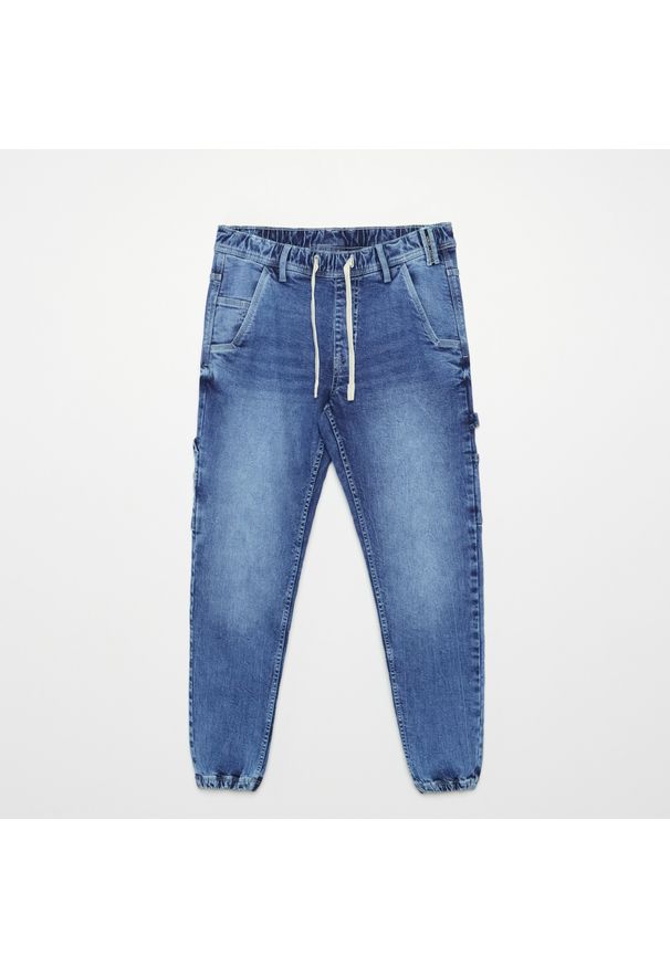 Cropp - Jeansowe joggery - Niebieski. Kolor: niebieski. Materiał: jeans