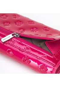 Wittchen - Damski portfel z lakierowanej skóry z monogramem różowy. Kolor: różowy. Materiał: skóra, lakier #6