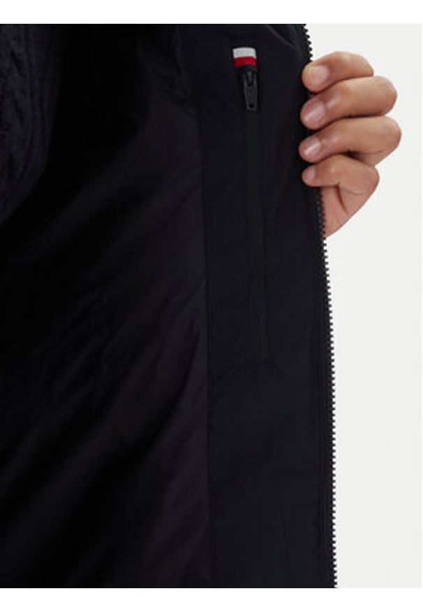 TOMMY HILFIGER - Tommy Hilfiger Kurtka puchowa MW0MW40628 Granatowy Regular Fit. Kolor: niebieski. Materiał: syntetyk