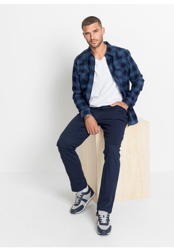 bonprix - Koszula flanelowa z czystej bawełny. Kolor: niebieski. Materiał: bawełna. Długość rękawa: długi rękaw. Długość: długie. Styl: klasyczny