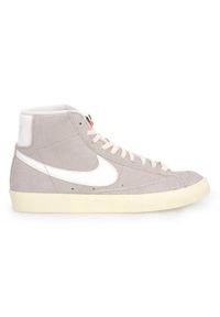Buty do chodzenia męskie Nike Blazer Mid 77 Vntg W. Zapięcie: sznurówki. Kolor: wielokolorowy, beżowy. Materiał: guma, materiał. Szerokość cholewki: normalna. Sport: turystyka piesza