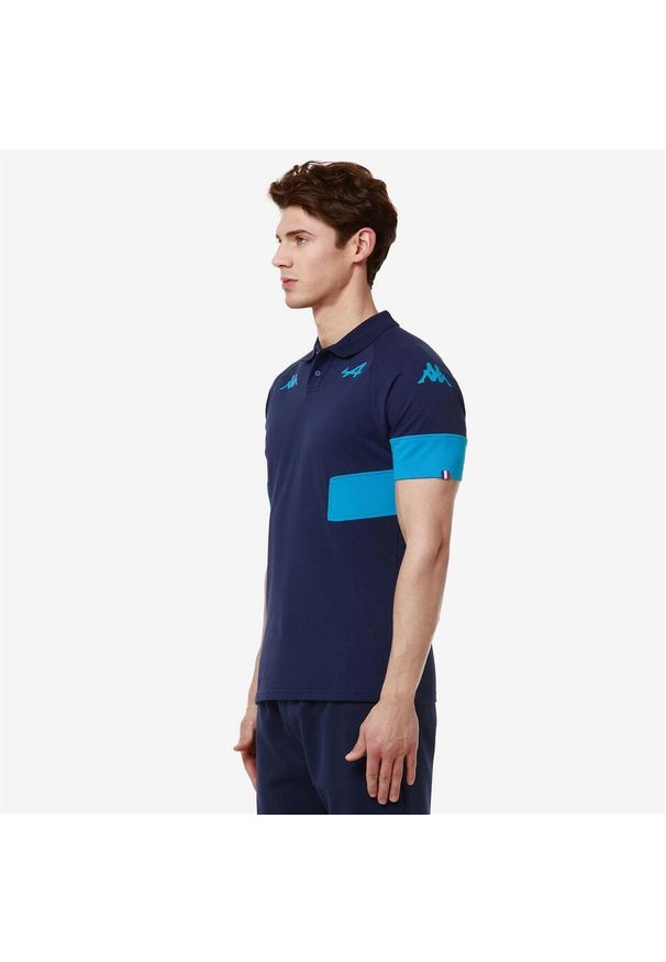 Kappa - Polo Alpine F1 Andoi 2024. Typ kołnierza: polo. Kolor: niebieski, wielokolorowy