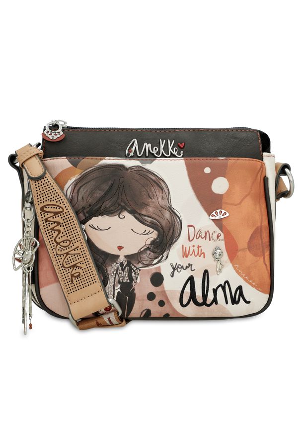 Pomarańczowa Damska Listonoszka Na Ramię Anekke Z Laleczką. Kolor: pomarańczowy. Wzór: aplikacja. Materiał: zdobione. Styl: boho, casual. Rodzaj torebki: na ramię