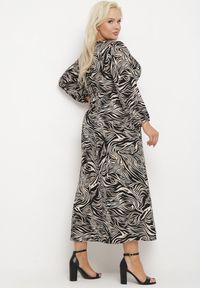 Born2be - Czarno-Beżowa Sukienka Maxi w Abstrakcyjny Print Wiązana w Pasie Elennora. Kolor: czarny. Wzór: nadruk. Sezon: lato. Długość: maxi