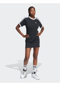 Adidas - adidas Sukienka codzienna 3-Stripes IU2534 Czarny Loose Fit. Okazja: na co dzień. Kolor: czarny. Materiał: bawełna. Typ sukienki: proste. Styl: casual