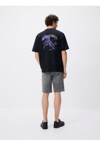 Reserved - T-shirt relaxed fit z nadrukiem - czarny. Kolor: czarny. Materiał: bawełna, dzianina. Wzór: nadruk #1