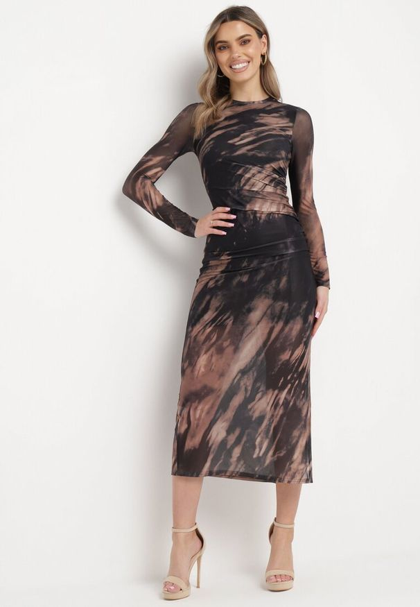 Born2be - Czarno-Beżowa Dopasowana Sukienka Długa z Siateczki z Rozcięciem na Boku Nethys. Kolor: czarny. Materiał: wiskoza. Styl: elegancki. Długość: maxi