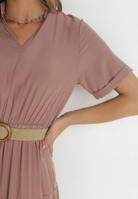 Born2be - Różowa Sukienka Granet. Kolor: różowy. Materiał: tkanina. Długość rękawa: krótki rękaw. Wzór: aplikacja, gładki. Typ sukienki: rozkloszowane. Styl: klasyczny, retro. Długość: maxi #5