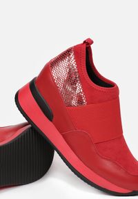 Born2be - Czerwone Sneakersy Mapeloris. Wysokość cholewki: przed kostkę. Kolor: czerwony. Materiał: skóra. Szerokość cholewki: normalna. Obcas: na koturnie #4
