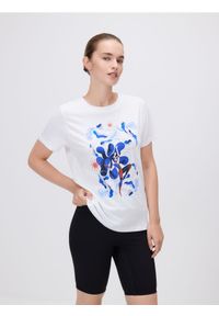 Reserved - T-shirt z nadrukiem - biały. Kolor: biały. Materiał: bawełna, dzianina. Wzór: nadruk