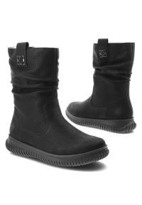 Czarne Botki Rieker Ocieplane Obuwie Damskie. Okazja: na spacer, na co dzień. Zapięcie: klamry. Kolor: czarny. Materiał: materiał. Sezon: zima, jesień. Styl: klasyczny, casual, elegancki #7