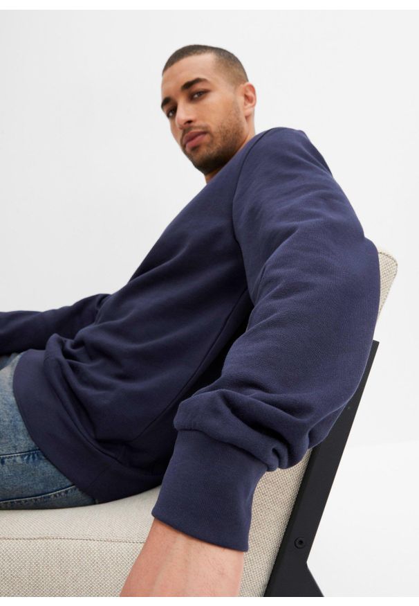 bonprix - Bluza dresowa. Kolor: niebieski. Materiał: dzianina, dresówka. Styl: sportowy