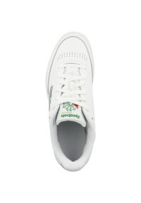 Buty do chodzenia męskie Reebok Club C White. Zapięcie: sznurówki. Kolor: biały, zielony, wielokolorowy. Materiał: skóra, materiał. Szerokość cholewki: normalna. Model: Reebok Club. Sport: turystyka piesza