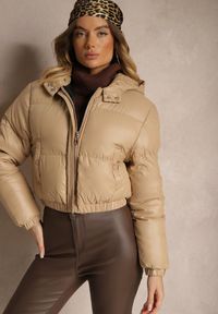 Renee - Ciemnobeżowa Pikowana Kurtka z Nieodpinanym Kapturem o Krótkim Kroju Tinneira. Okazja: na spacer. Kolor: beżowy. Materiał: jeans. Długość: krótkie. Styl: elegancki #3