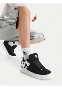 DC Shoes Sneakersy EO-COURT GRAFFIK PLATFORM DC02422004 Czarny. Kolor: czarny. Materiał: nubuk, skóra. Obcas: na platformie #5