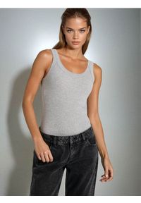 Sinsay - Bawełniane body na ramiączkach - szary. Kolor: szary. Materiał: bawełna. Długość rękawa: na ramiączkach