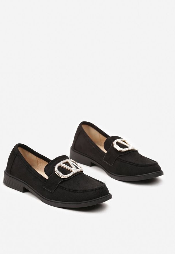 Born2be - Czarne Mokasyny z Ekozamszu Ozdobione Klamrą z Cyrkoniami Piorelli. Okazja: na co dzień. Zapięcie: klamry. Kolor: czarny. Wzór: aplikacja. Styl: casual