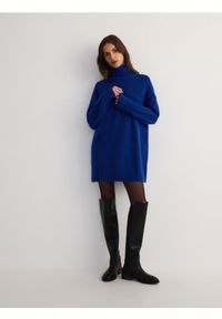 Reserved - Sweter z golfem - niebieski. Typ kołnierza: golf. Kolor: niebieski. Materiał: wełna, dzianina