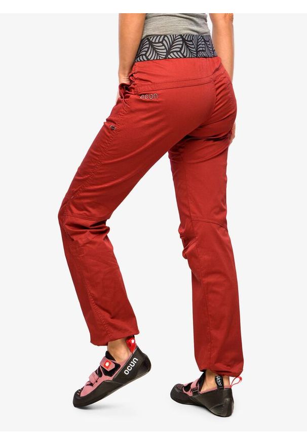 OCUN - Spodnie wspinaczkowe damskie Ocun Pantera Organic Pants. Kolor: czerwony. Wzór: motyw zwierzęcy