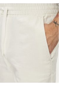 Only & Sons Szorty materiałowe Linus 22021824 Biały Regular Fit. Kolor: biały. Materiał: bawełna