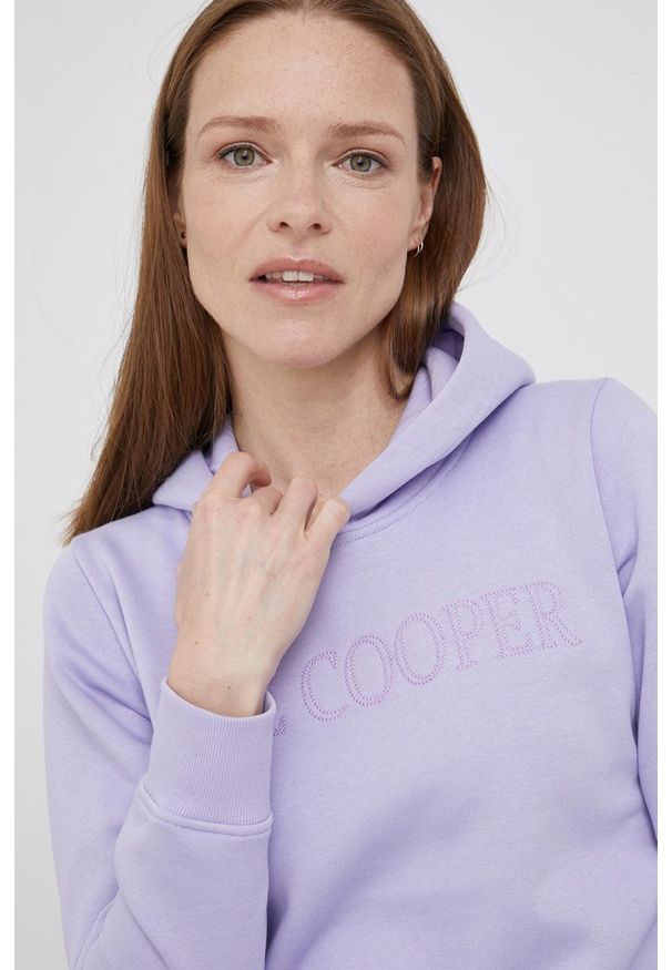 Lee Cooper bluza damska kolor fioletowy z kapturem z aplikacją. Okazja: na co dzień. Typ kołnierza: kaptur. Kolor: fioletowy. Wzór: aplikacja. Styl: casual