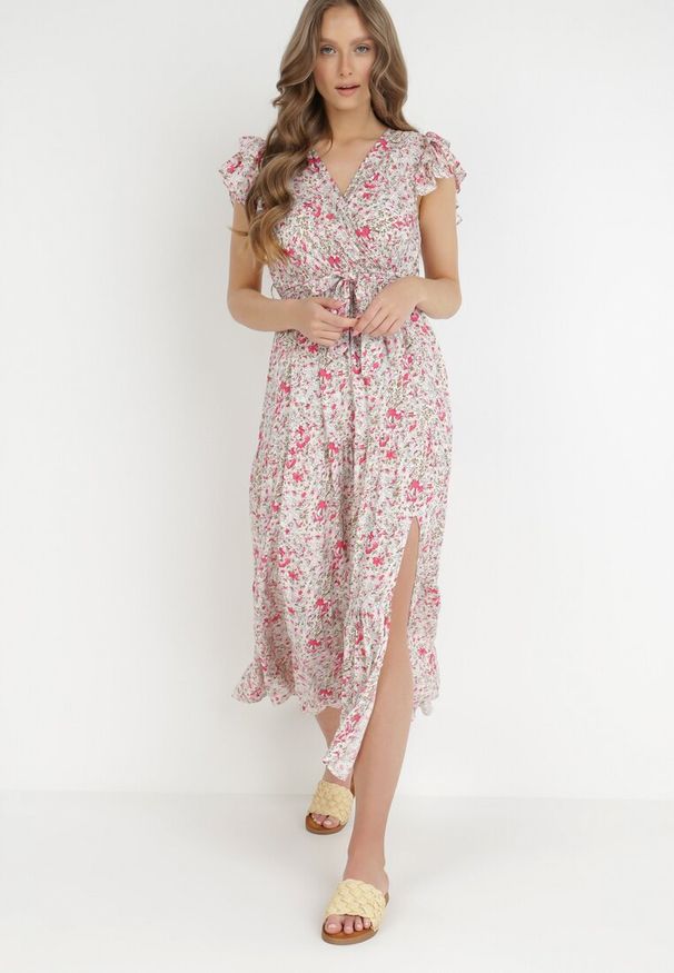 Born2be - Beżowo-Czerwona Sukienka Rhenosyne. Okazja: na co dzień. Kolor: beżowy. Materiał: materiał. Wzór: kolorowy, kwiaty. Sezon: lato. Typ sukienki: rozkloszowane, kopertowe. Styl: casual. Długość: maxi