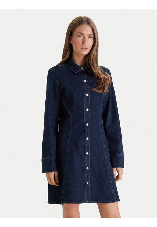 Calvin Klein Jeans Sukienka jeansowa LV047E790G Granatowy. Kolor: niebieski. Materiał: bawełna