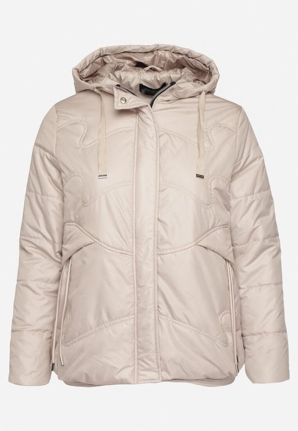 Born2be - Beżowa Kurtka Pikowana z Kapturem Karbia. Okazja: na co dzień. Typ kołnierza: kaptur. Kolekcja: plus size. Kolor: beżowy. Styl: elegancki, casual