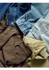 Reserved - Jeansy wide leg - niebieski. Kolor: niebieski
