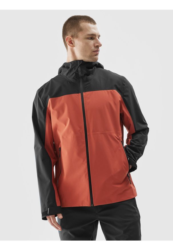 4f - Kurtka trekkingowa membrana 10000 męska - brązowa. Kolor: brązowy. Materiał: hardshell, softshell, tkanina, polar
