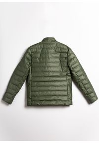 Kurtka zimowa unisex zielona Rains Trekker Jacket. Okazja: na co dzień. Typ kołnierza: kołnierzyk stójkowy. Kolor: zielony. Materiał: tkanina, poliester, materiał, nylon, guma. Sezon: zima. Styl: casual #6