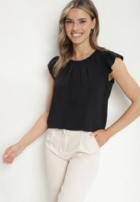 Born2be - Czarna Bluzka Zapinana z Tyłu na Guzik z Falbankami Janacekia. Okazja: na co dzień. Typ kołnierza: kołnierz z falbankami. Kolor: czarny. Materiał: jeans. Styl: casual, elegancki #6