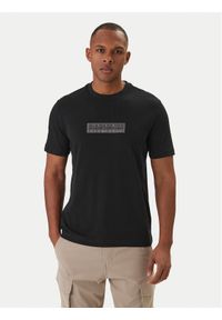 Napapijri T-Shirt S-Box Logo NP0A4IFL Czarny Regular Fit. Kolor: czarny. Materiał: bawełna #1