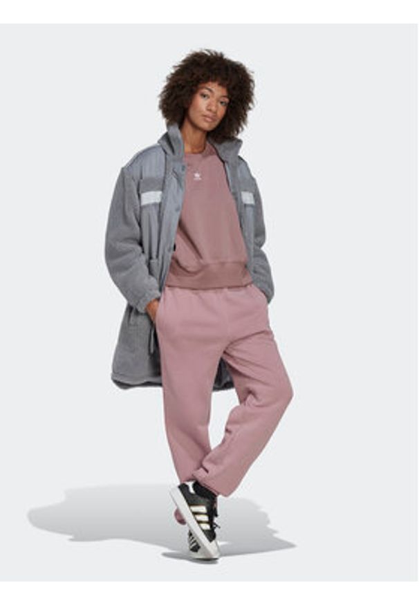 Adidas - adidas Kurtka zimowa Sherpa HK5256 Szary Relaxed Fit. Kolor: szary. Materiał: syntetyk. Sezon: zima