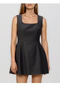 Reserved - Sukienka mini - jasnoszary. Kolor: szary. Materiał: tkanina. Wzór: gładki. Długość: mini #1